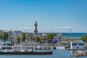 do your own views count on instagram